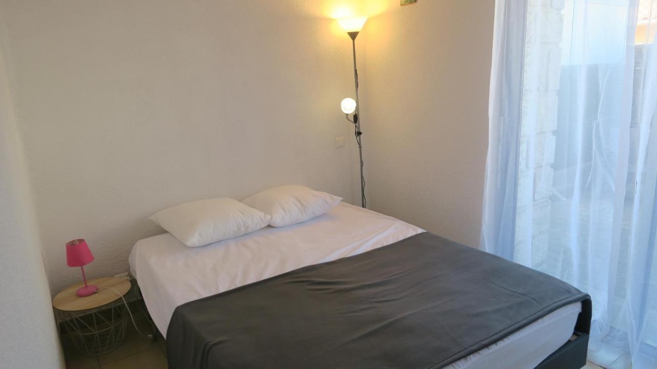 Sol-Y-Days Goeland, Appartement Avec Terrasse Front De Mer Et Place De Parking En Centre-Ville Льо Гро-дю-Роа Екстериор снимка