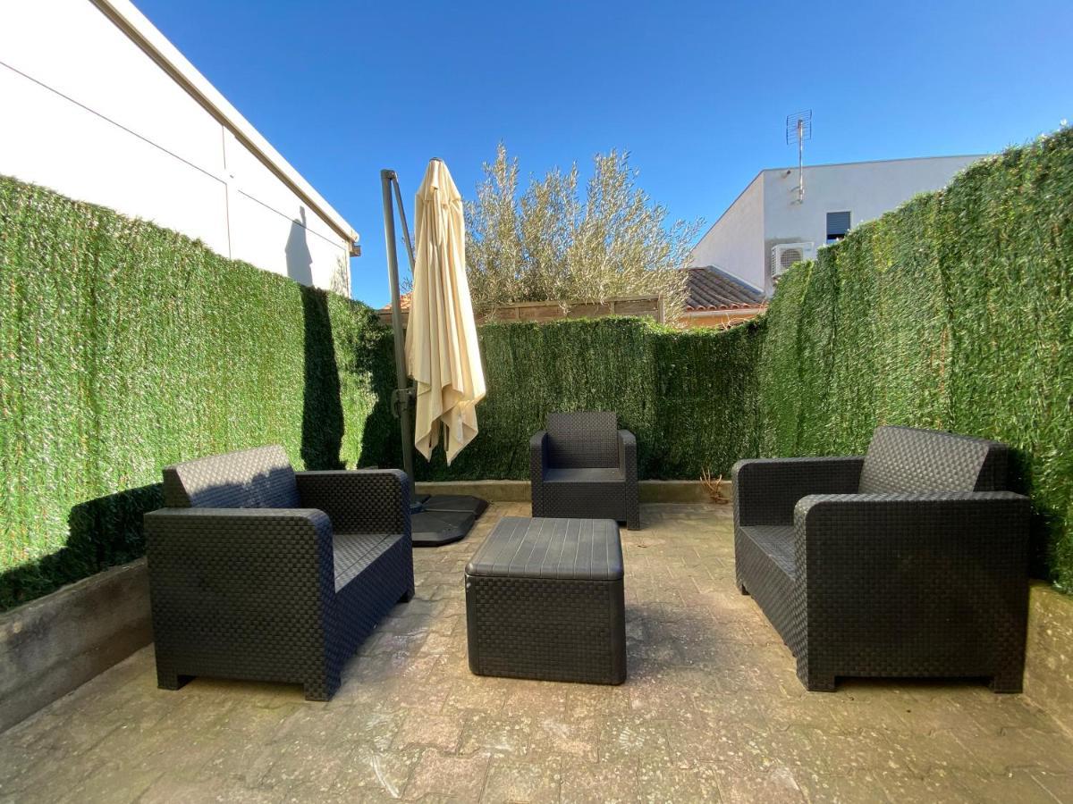 Sol-Y-Days Goeland, Appartement Avec Terrasse Front De Mer Et Place De Parking En Centre-Ville Льо Гро-дю-Роа Екстериор снимка